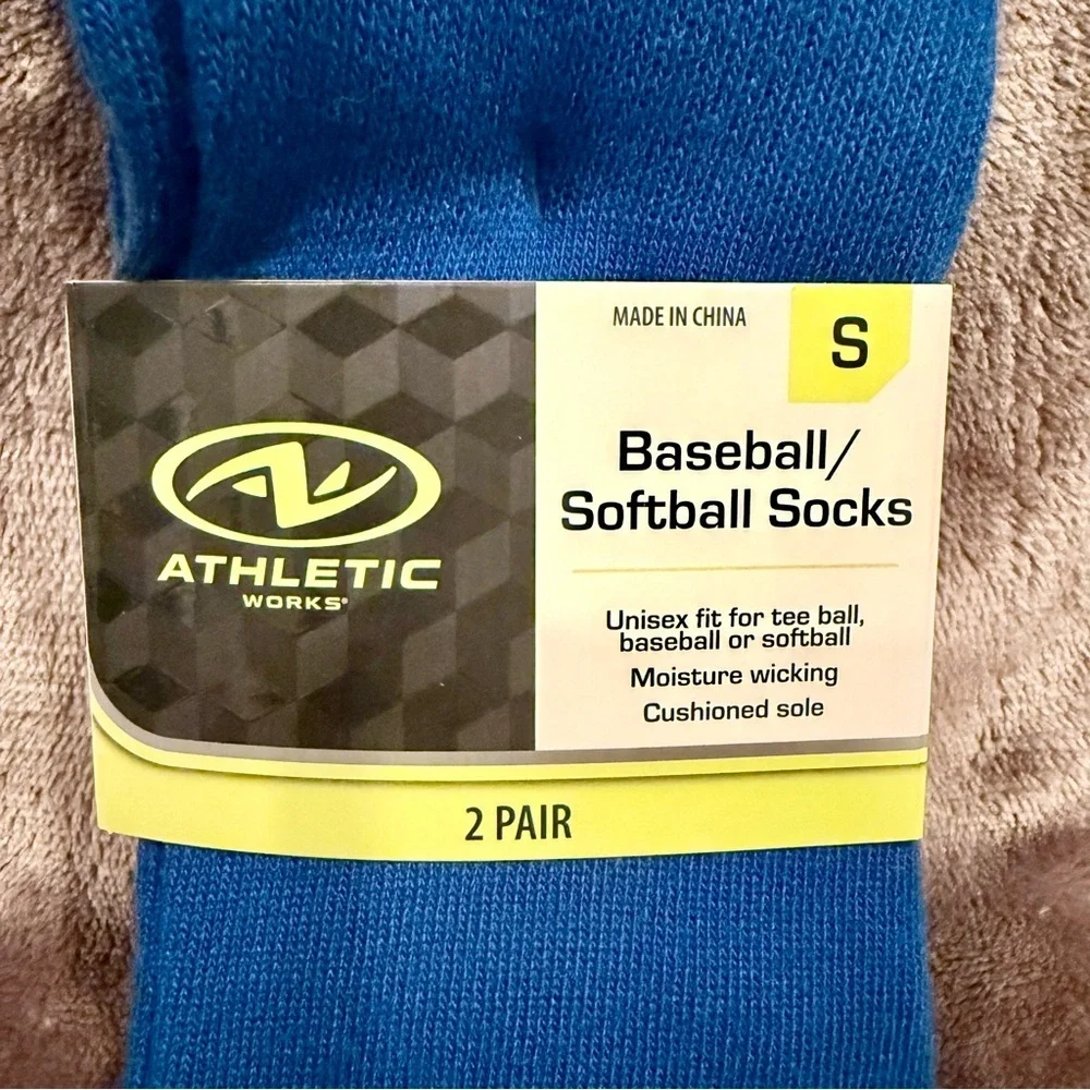 Athletics Works Blue Baseball/ Softball unisex youth size small 2-pk socks